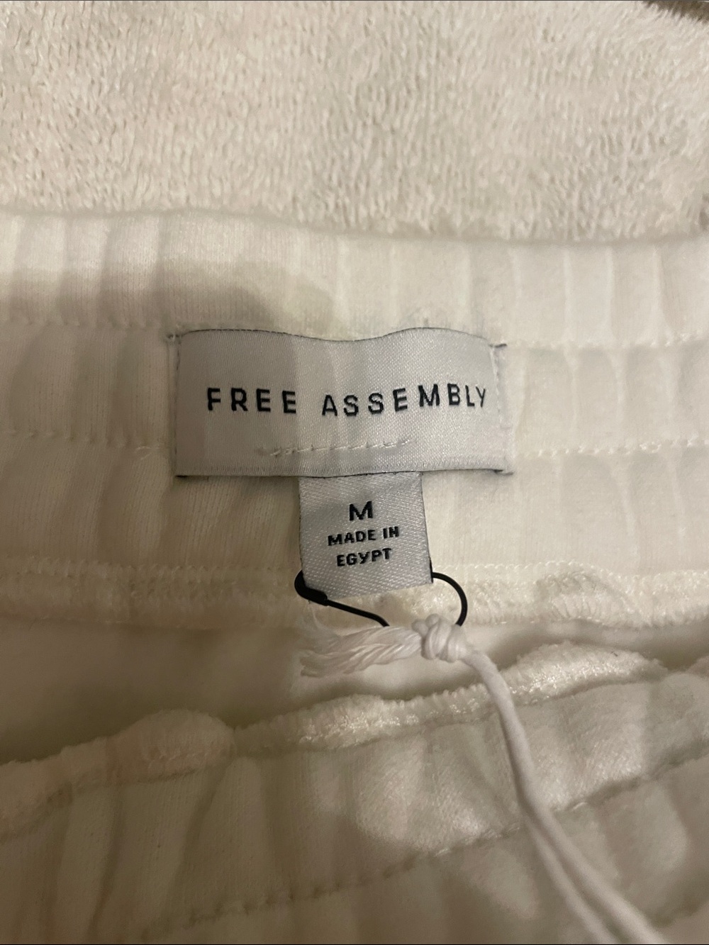 NWT Free Assembly Cream Half-Zip & Drawstring Shorts - Picture 4 of 12